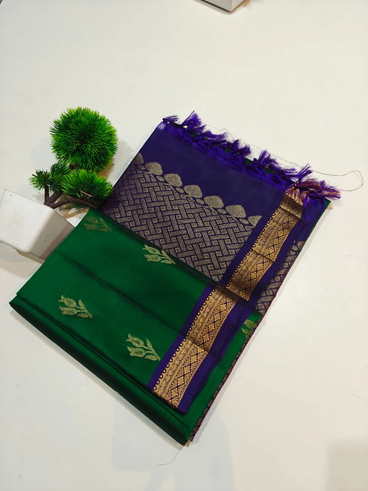 Forest Green Kanchi Handloom Soft Silk Saree